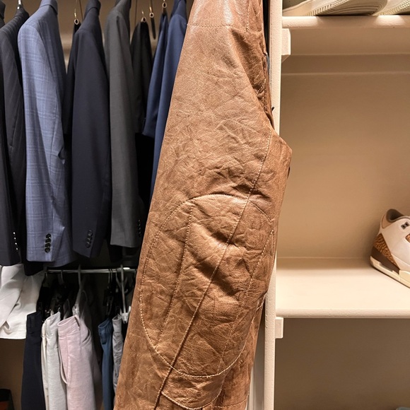 Like new genuine leather jacket. Worn two times, just dont need this in Texas. - Picture 9 of 11